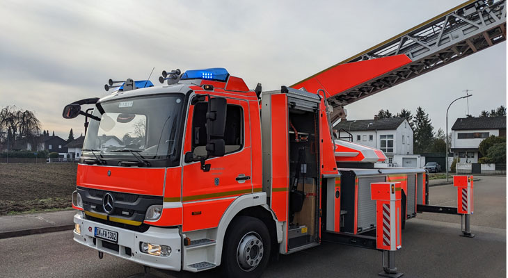 Ingolstadt: Dachstuhlbrand nach Blitzeinschlag